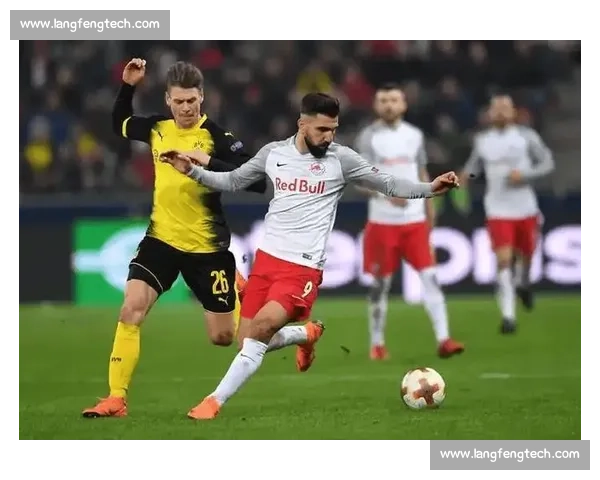 中国女排对阵美国焦点之战攻防博弈全回放解析关键回合与战术亮点